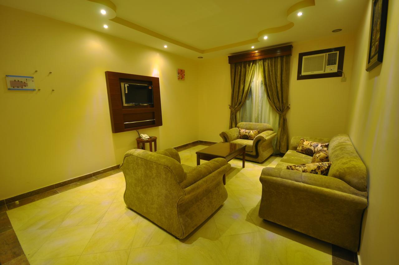 Hadeiat Kindah Hotel Suites Ta'if Room photo